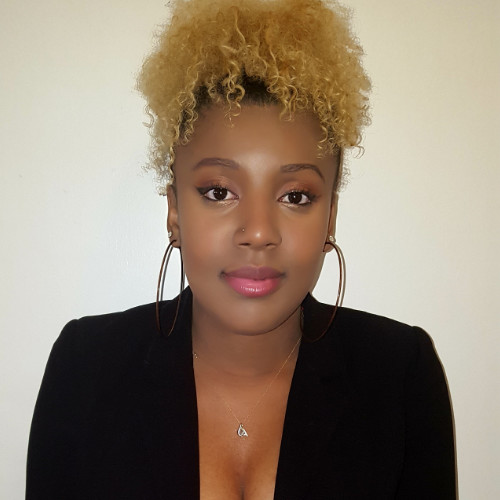 Astrid Moueza Image portrait d'une jeune femme